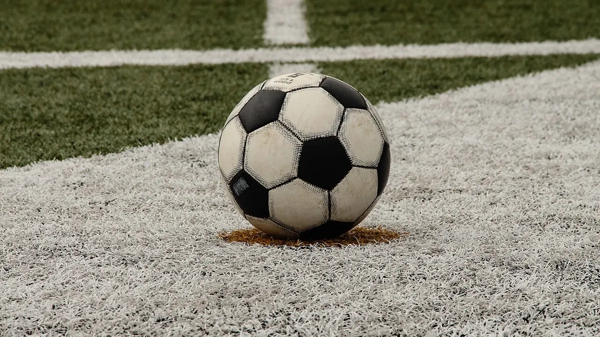 bet builder tips football ireland - football on a pitch
